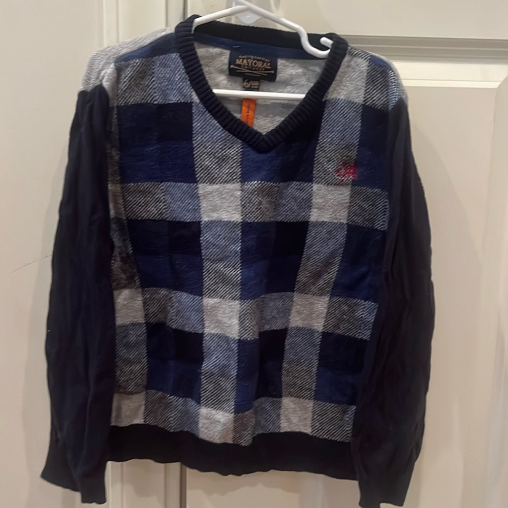 Boys’ Mayoral Sweater size 6